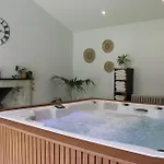 Domaine De La Mazure 4*