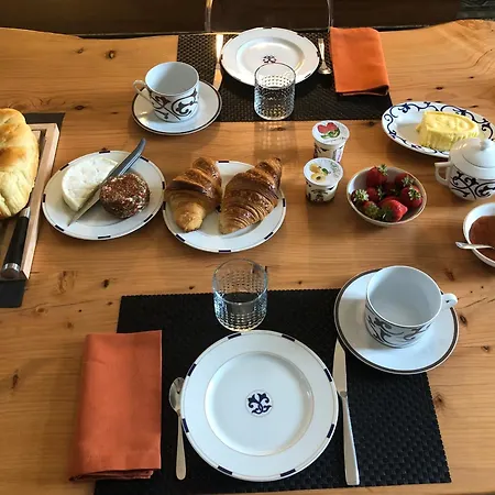 Domaine De La Mazure Bed & Breakfast 4*