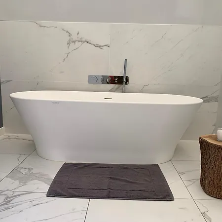 ベッド・アンド・ブレックファスト Domaine De La Mazure 4*