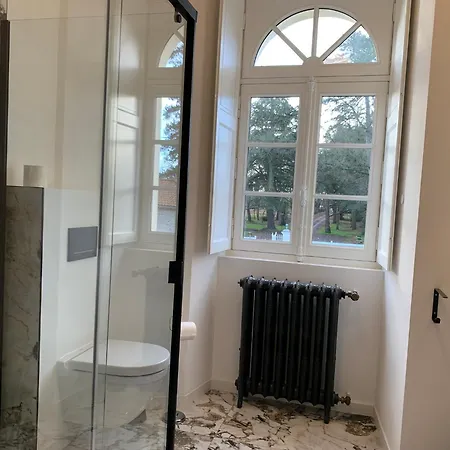 ベッド・アンド・ブレックファスト Domaine De La Mazure La Chapelle-Basse-Mer