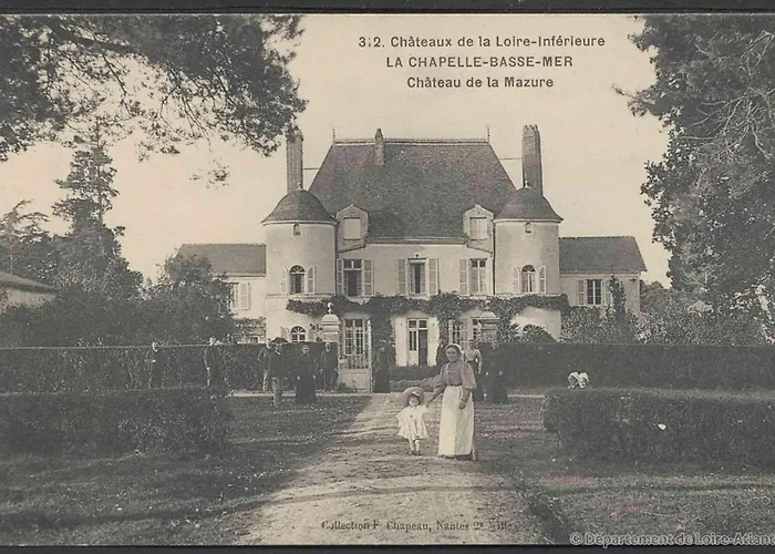 Domaine De La Mazure 4*