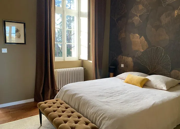 Domaine De La Mazure 4*